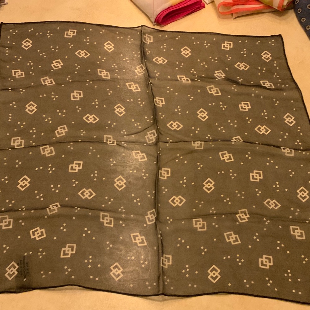 Assorted Patterned 7 Scarves Collection - image 2